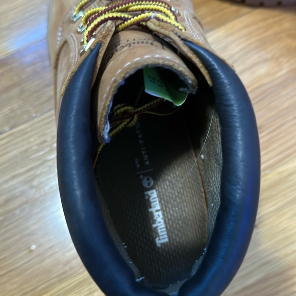 Timberlands - Picture 3 of 5